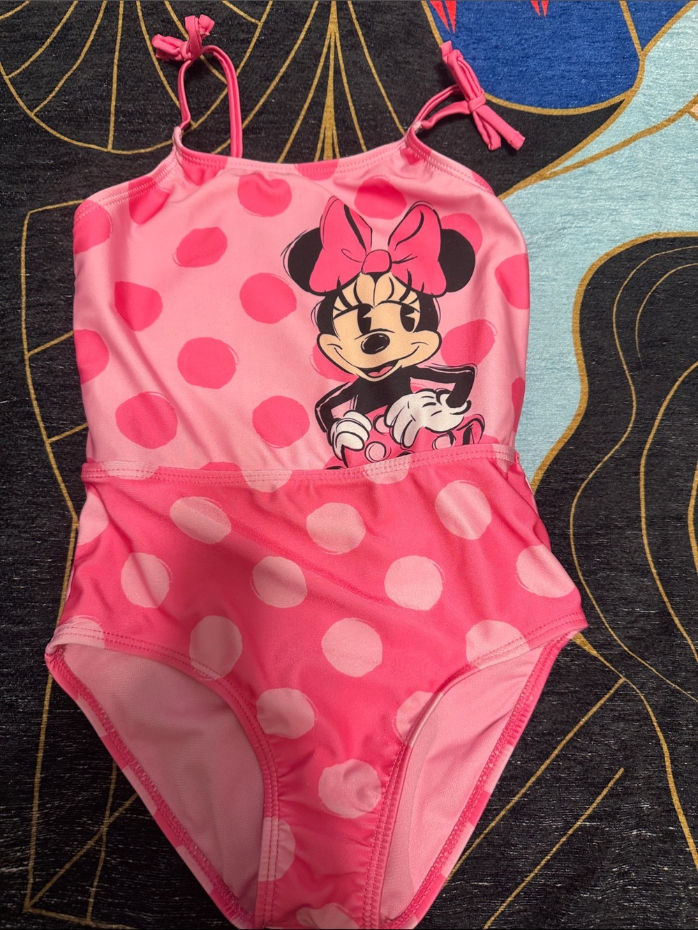 Disney, Minnie, mouse girls bathing suit size 6/6X LIKE NEW